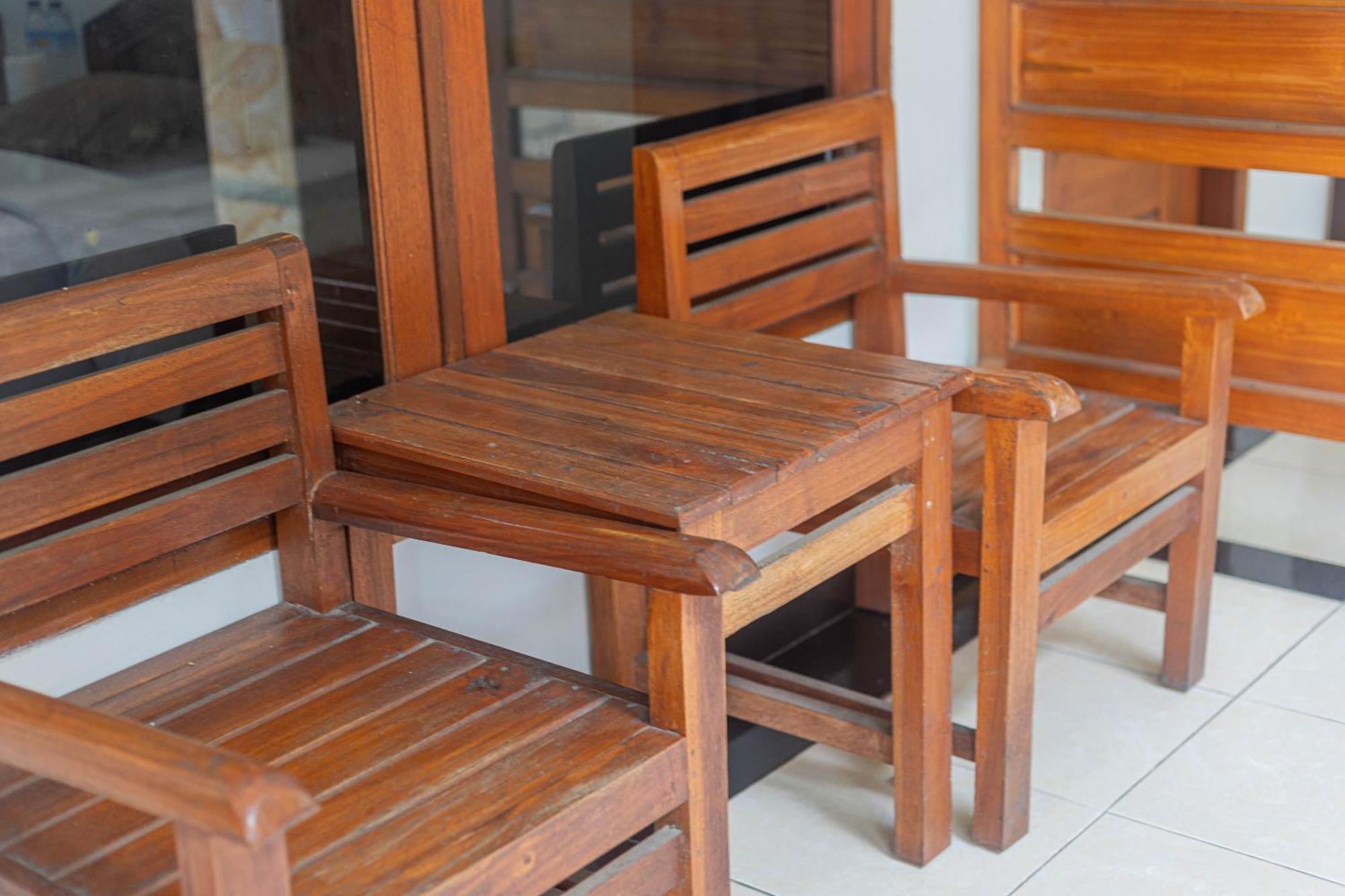 Transit Inn Senggigi Mangsit Exterior photo